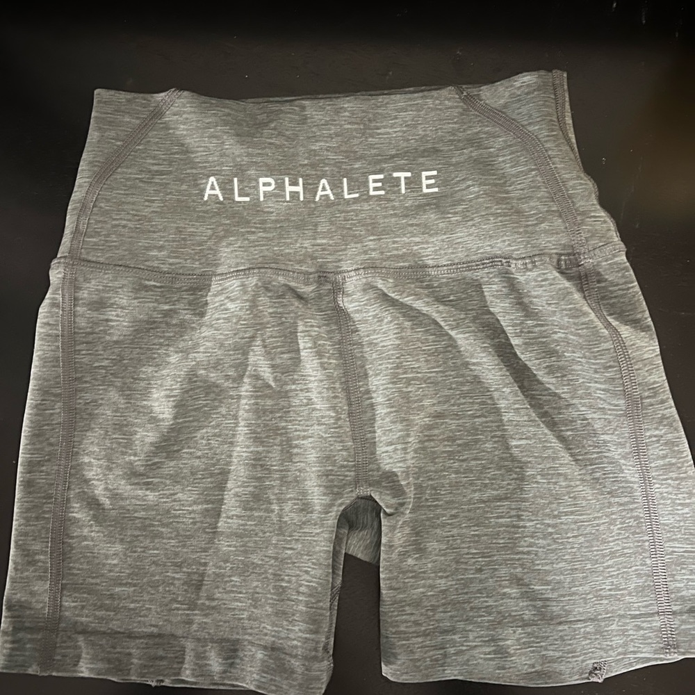 Alphalete shorts size small